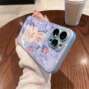 For iPhone 13 Pro Max Glass+TPU telefondeksel Strawberry Rabbit Dekor Metal Paint Design Telefondeksel Shell