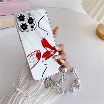 For iPhone 15 Pro-deksel IMD Sølvfinish TPU+PC Rhinestone-dekor Telefonomslag med Armbåndskjede