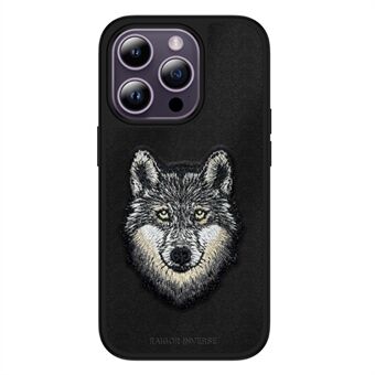 RAIGOR INVERSE Lucky-serien for iPhone 15 Pro Brodert Wolf-etui i PU-lær+TPU+PC-deksel til mobiltelefon – Svart