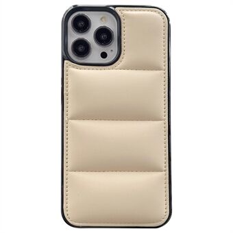 For iPhone 15 Pro Max-deksel med Dongeriømmerbak, i PU+TPU+PC-materiale.