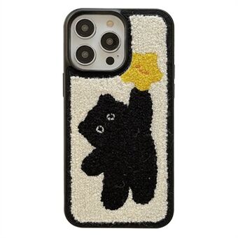 For iPhone 15 Pro Max Plush Phone Case Cat Star Embroidered Soft TPU Cover

Til iPhone 15 Pro Max plysjtelefonskall, kattedesign med stjernebrodering og mykt TPU-deksel.