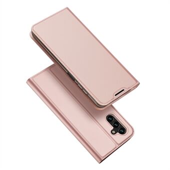 DUX DUCIS Skin Pro Series Støtsikker automatisk lukkende magnetisk PU- Stand Flip-beskyttelsesdeksel med ett kortspor for Samsung Galaxy A13 5G / A04s 4G (164,7 x 76,7 x 9,1 mm)