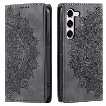 For Samsung Galaxy S23 Etui i skinn med inngravert mandala blomster som telefonbeskyttelse.