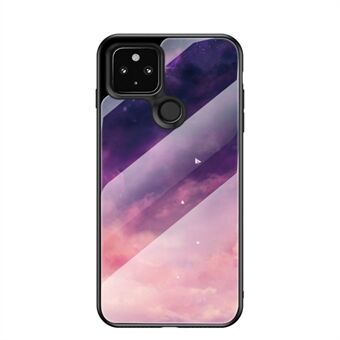 Herdet glass hybridtelefondeksel med stjernesky-mønster for Google Pixel 5.